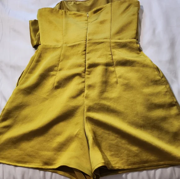 Satin Strapless Tie Waist Romper - Picture 7 of 7